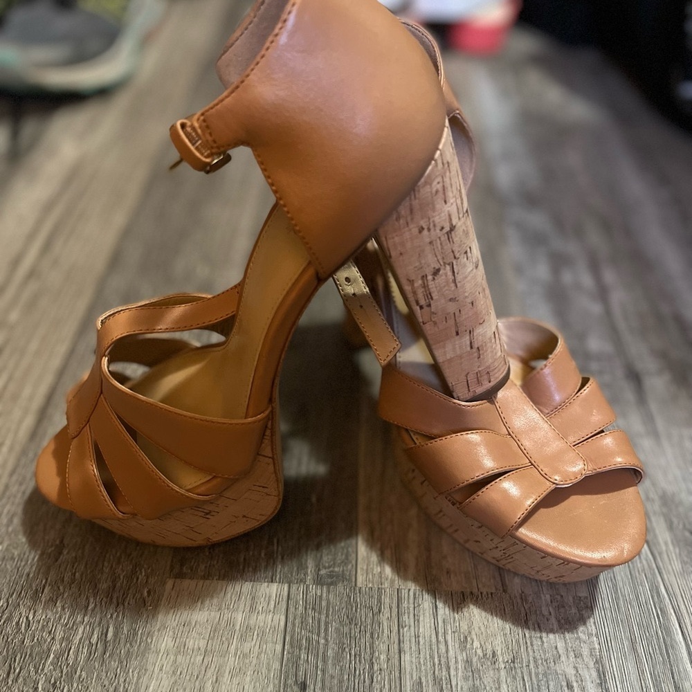 Michael Kors T strap Block heeled sandals